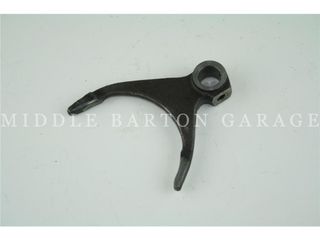 1st gear fork - 600/600 D